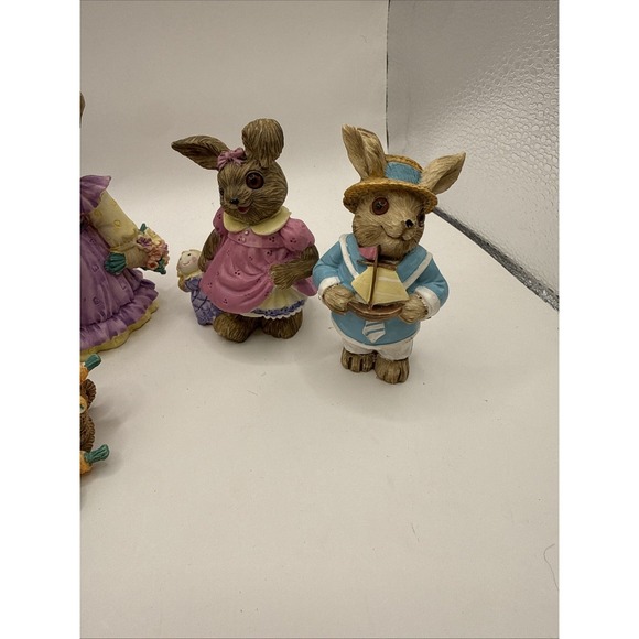 Vintage Mervyn's Easter Bunny Figurines~ Set Of 6 - Picture 4 of 10